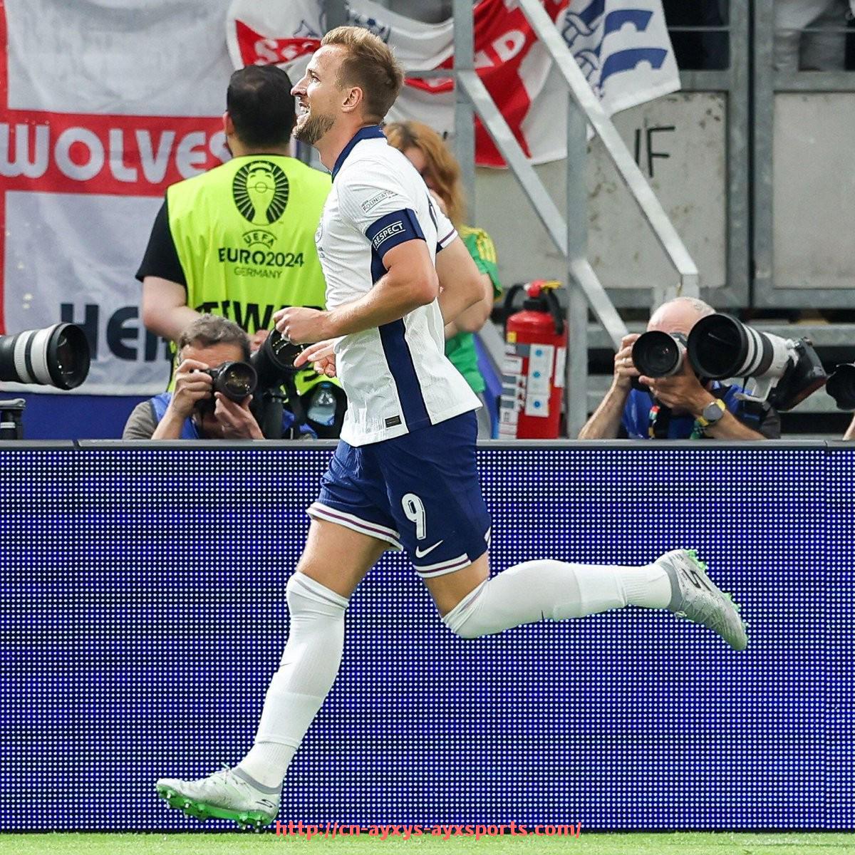 爱游戏体育-德甲球队积分实时排名：谁在争冠谁在保级？