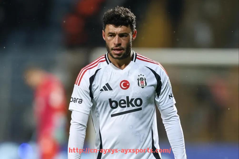 爱游戏体育-世俱杯比赛精彩瞬间多角度呈现及技术解读